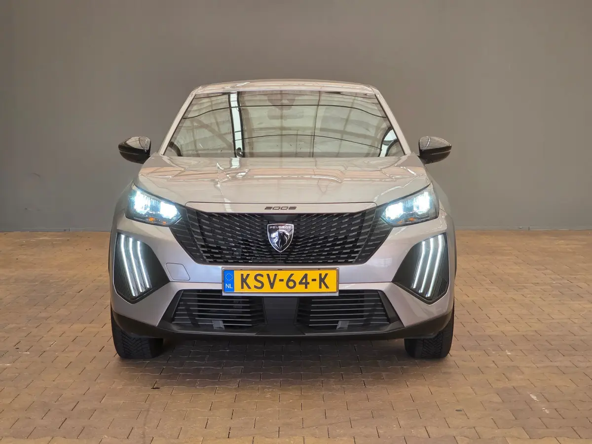 EV Active 50 kWh Carplay | Parkeersensoren | Keyless | Climate | Cruise | LED | Airco (automatisch) | Apple Carplay/Android Auto|telefoonintegratie premium | Cruise control