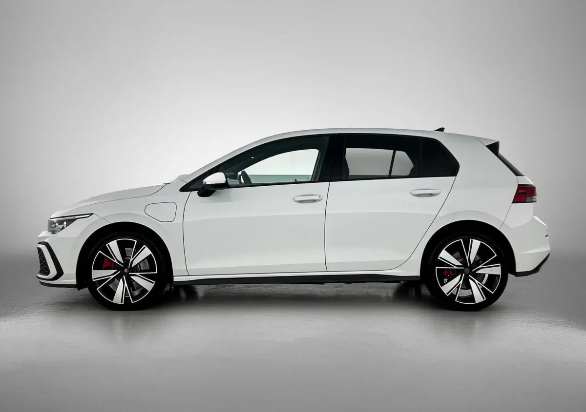1.4 eHybrid GTE | 245 PK | Automaat | Parkeersensoren | Digital Cockpit | Stoelverwarming | Carplay - Android Auto