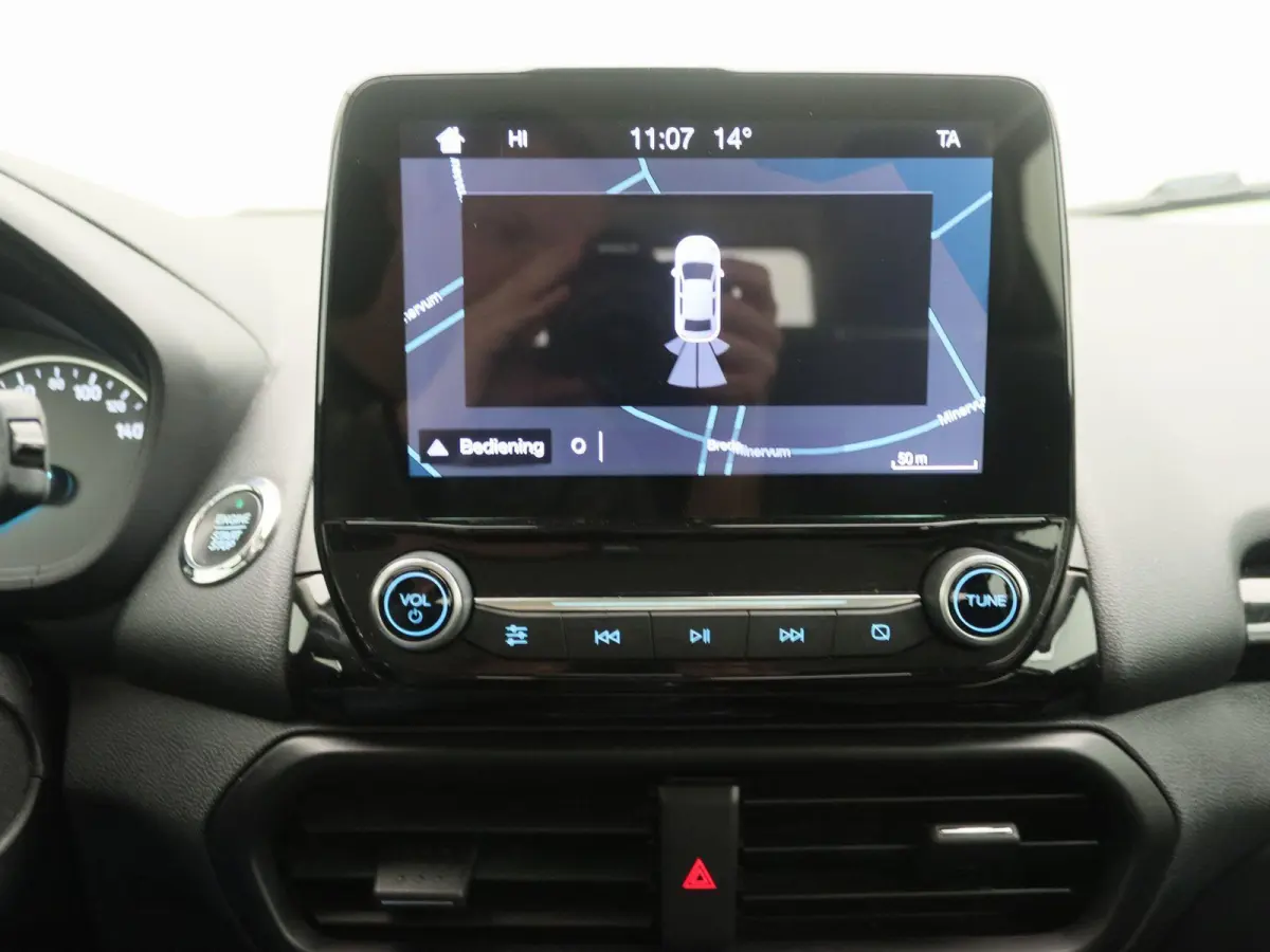 1.0 EcoBoost Trend Essential | Apple Carplay/Android Auto | Cruise Control | Climate Control | Parkeersensoren | Lichtmetalen Velgen |