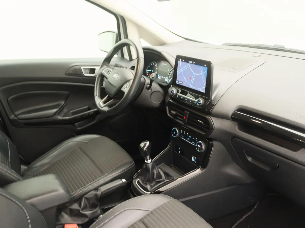 1.0 EcoBoost Trend Essential | Apple Carplay/Android Auto | Cruise Control | Climate Control | Parkeersensoren | Lichtmetalen Velgen |