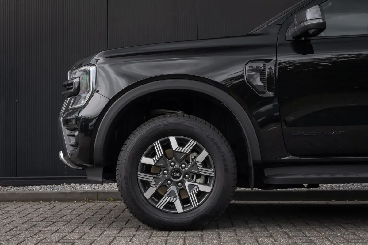 Plug-in-Hybrid Wildtrak e-4WD | €5700,- korting !! | Power Rollertop | Technolgy Pack Plus Trailer | Cargo Area Pack