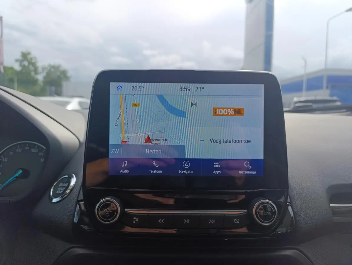1.0 EcoBoost Titanium | Stoel/stuur voorruitverwarming | Camera | Dodehoekdetectie | B&O Audio | PDC V+A | Navigatie | Metallic lak