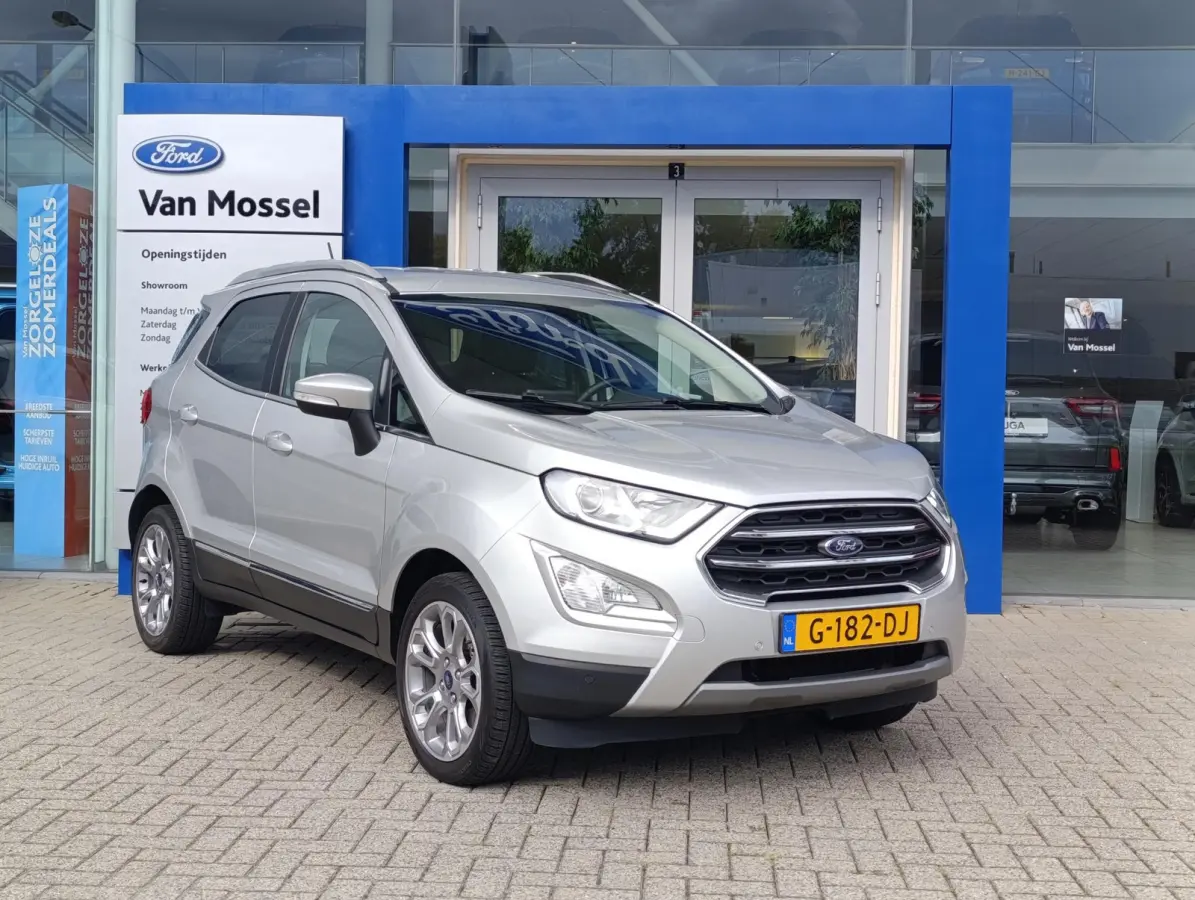1.0 EcoBoost Titanium | Stoel/stuur voorruitverwarming | Camera | Dodehoekdetectie | B&O Audio | PDC V+A | Navigatie | Metallic lak