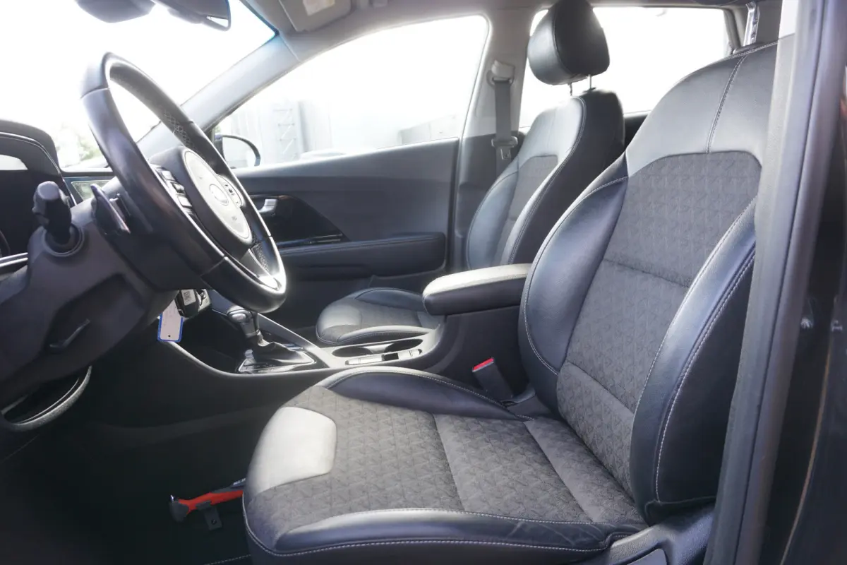 1.6 GDi Hybrid DynamicLine | CAMERA | NAVI | ACC | LEDER/STOF |