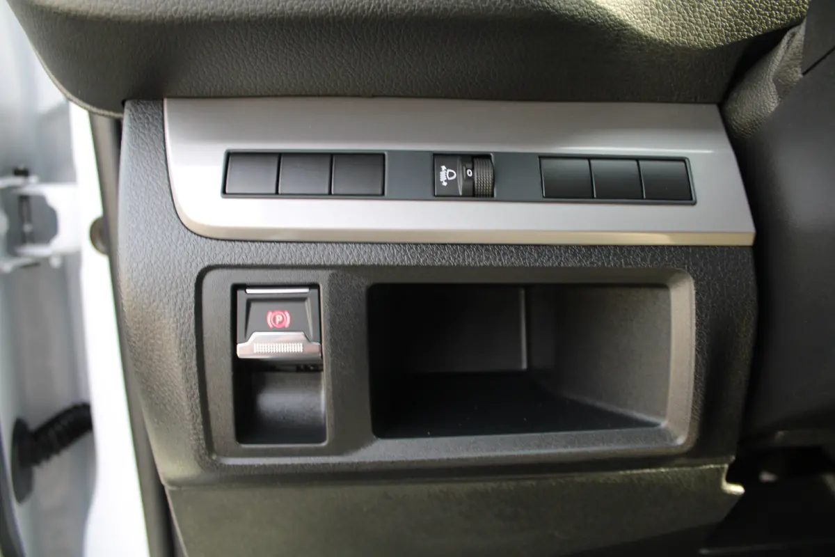 EV L2 75 kWh | 8 JAAR GARANTIE | CAMERA | NAVI | BETIMMERING | DRAADLOOS CARPLAY | COMFORT WAND |