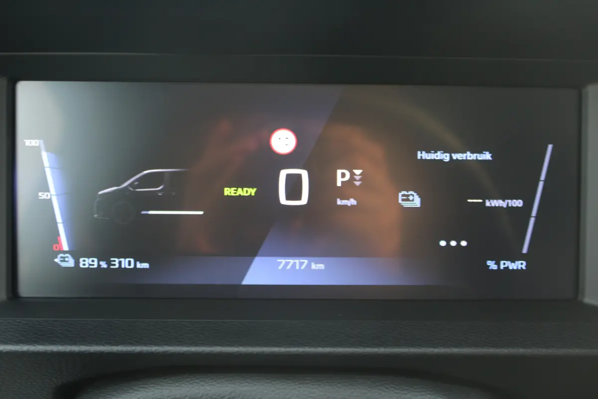 EV L2 75 kWh | 8 JAAR GARANTIE | CAMERA | NAVI | BETIMMERING | DRAADLOOS CARPLAY | COMFORT WAND |