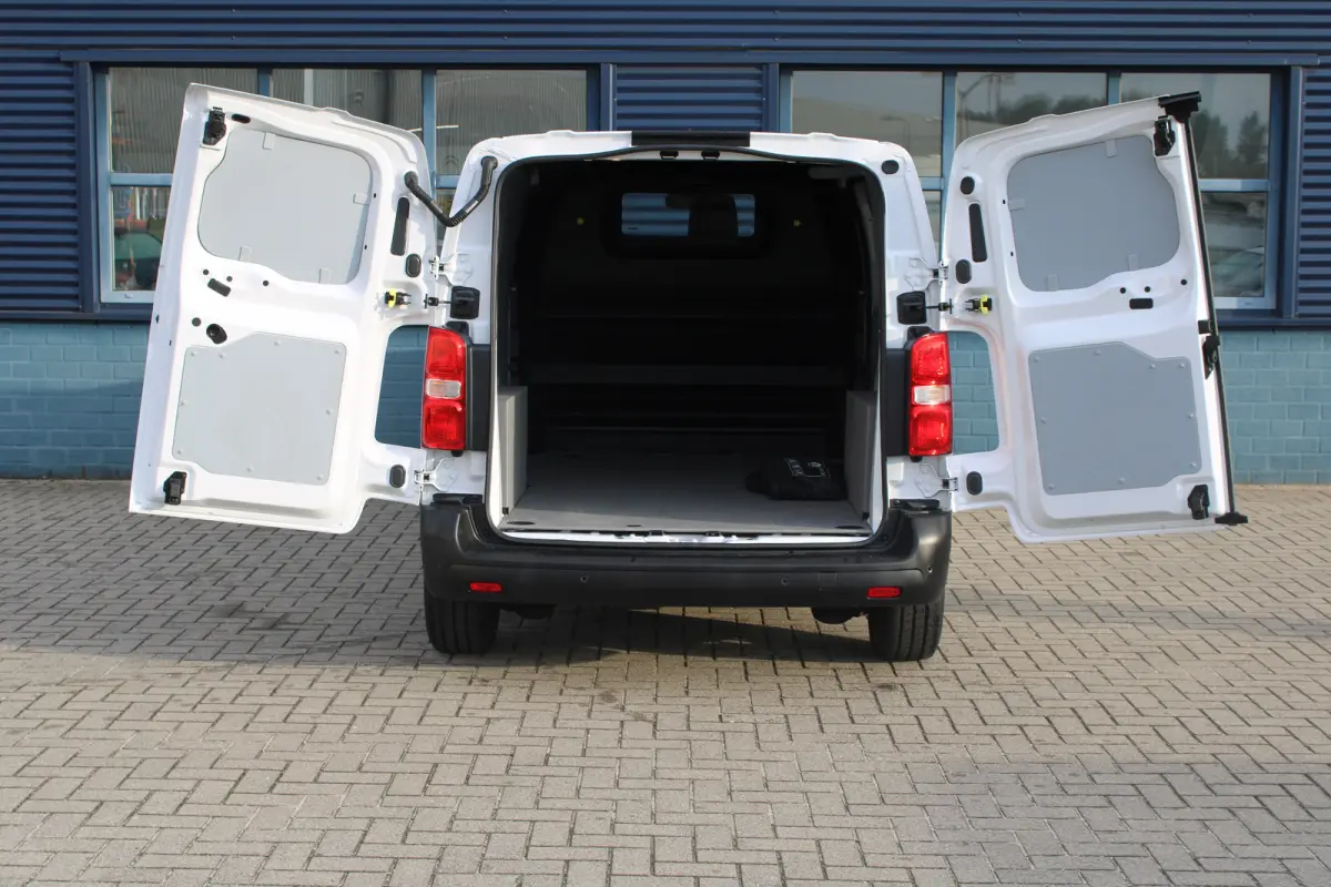 EV L2 75 kWh | 8 JAAR GARANTIE | CAMERA | NAVI | BETIMMERING | DRAADLOOS CARPLAY | COMFORT WAND |