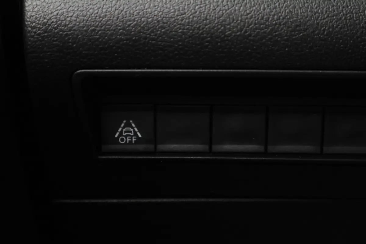 1.5D L1H1 Automaat Airco, Cruise, Apple Carplay, Stuurwielverwarming, Rijstrooksensor, DAB, PDC