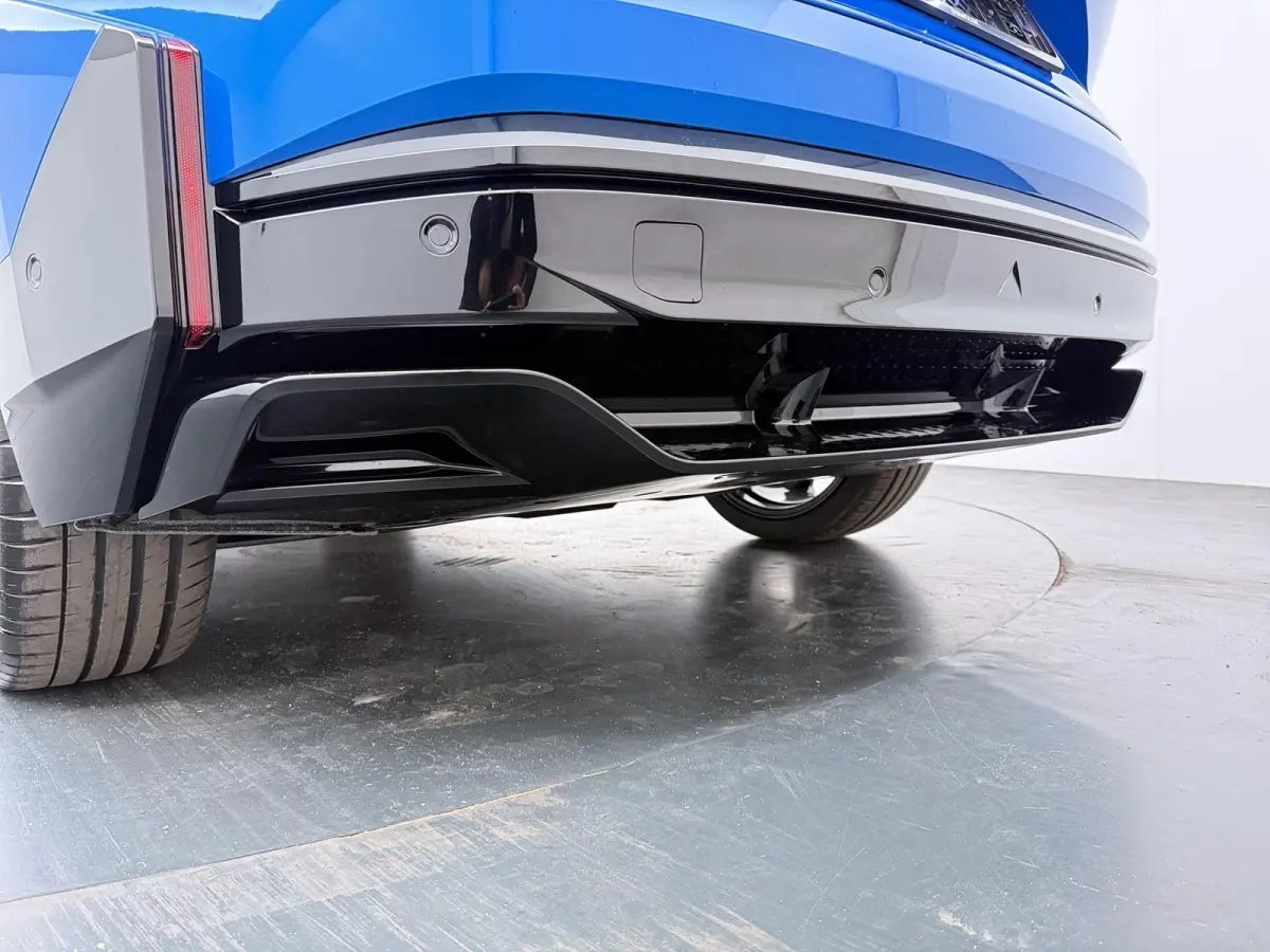 GTS 89kWh | Forged Carbon | Sabelt Stoelen | 22 kW lader |