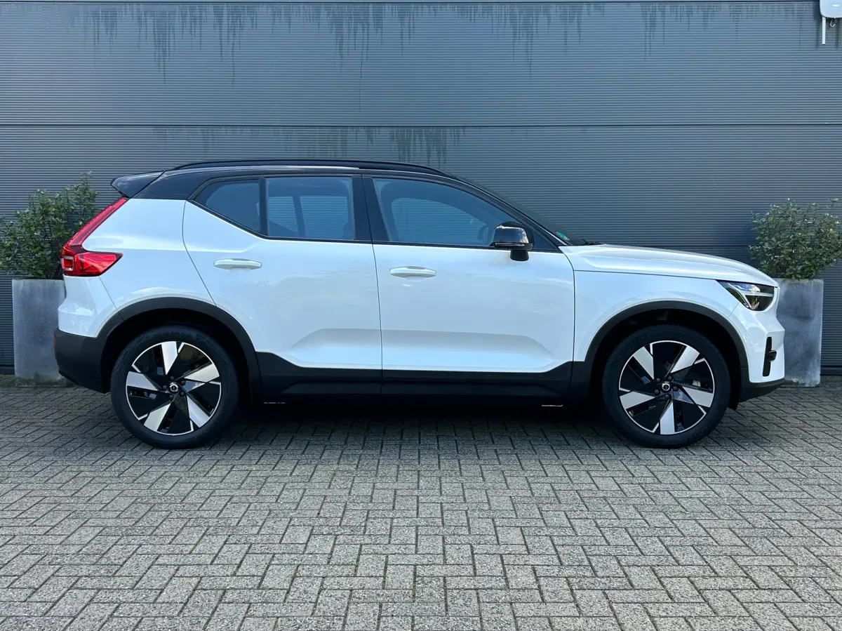 Single Motor Core 69 kWh RWD | Warmtepomp | RWD! | Stoel & stuurverwarming | Trekhaak | Crystal White | Camera |
