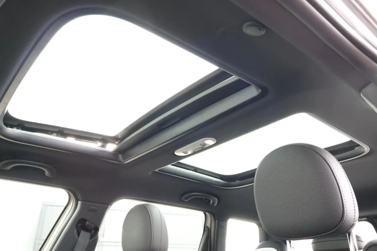 1.5 Cooper Business Edition | Pano-dak | Stoelverwarming | Stuurverwarming | Comfort access | Achteruitrijcamera