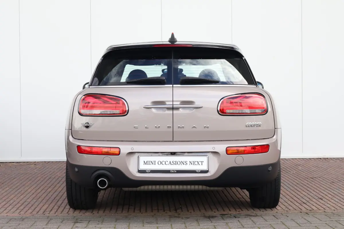 1.5 Cooper Business Edition | Pano-dak | Stoelverwarming | Stuurverwarming | Comfort access | Achteruitrijcamera
