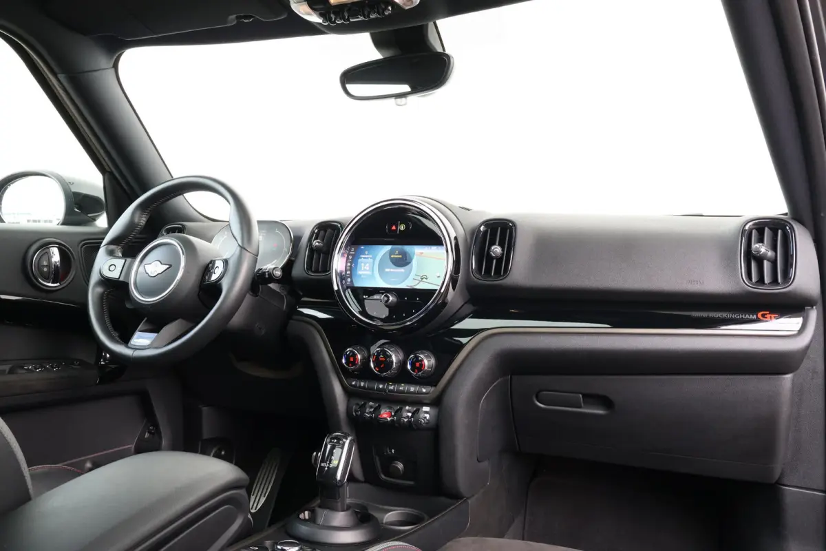 2.0 Cooper S Rockingham GT Edition | JCW-trim | Pano-dak | Stoelverwarming | Comfortaccess | LED-koplampen |