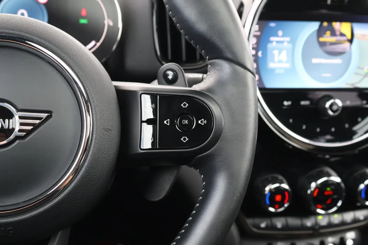 2.0 Cooper S Rockingham GT Edition | JCW-trim | Pano-dak | Stoelverwarming | Comfortaccess | LED-koplampen |