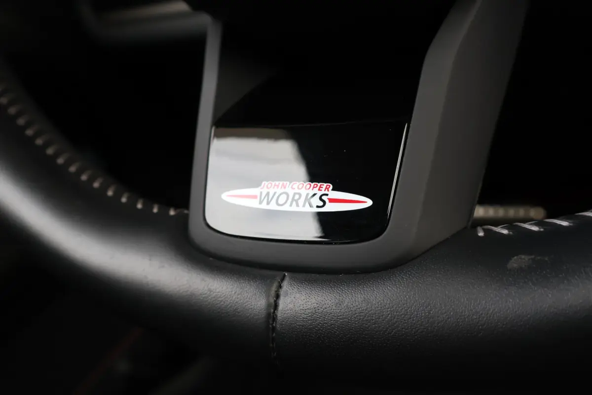 2.0 Cooper S Rockingham GT Edition | JCW-trim | Pano-dak | Stoelverwarming | Comfortaccess | LED-koplampen |