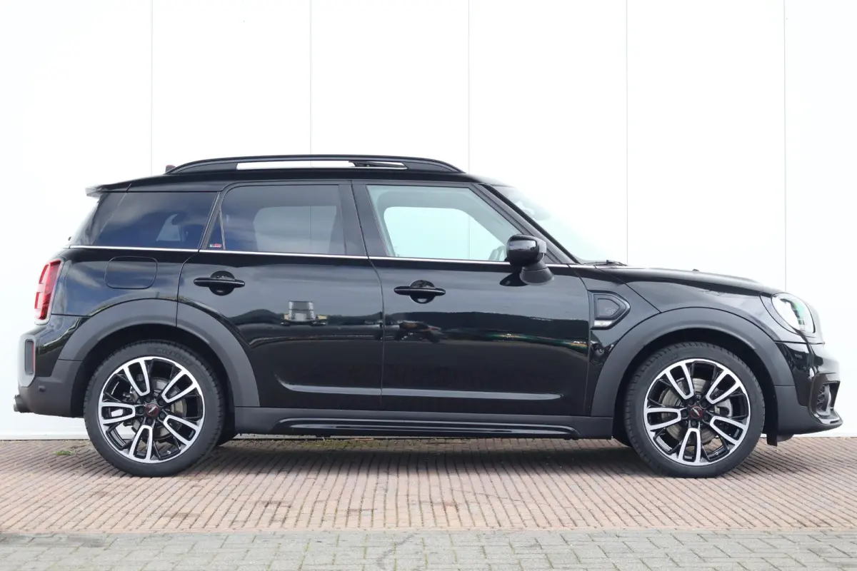 2.0 Cooper S Rockingham GT Edition | JCW-trim | Pano-dak | Stoelverwarming | Comfortaccess | LED-koplampen |