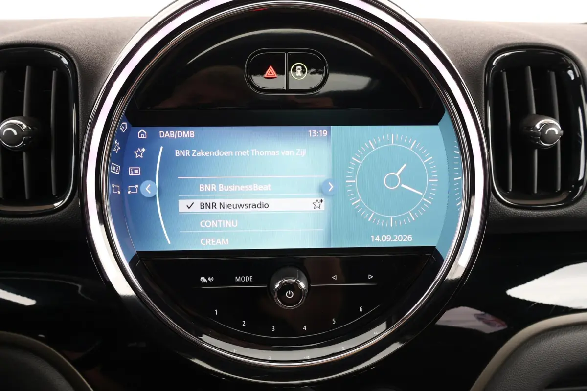 2.0 Cooper S Rockingham GT Edition | JCW-trim | Pano-dak | Stoelverwarming | Comfortaccess | LED-koplampen |