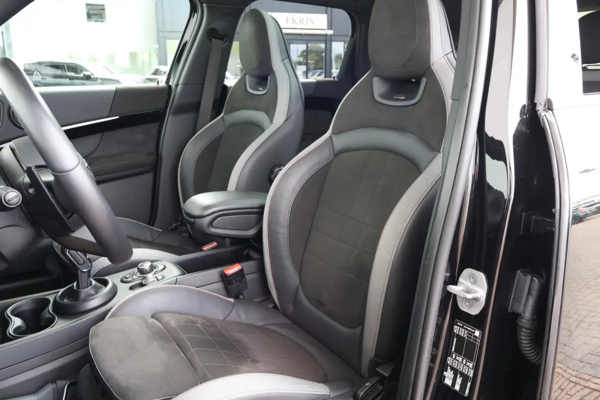 2.0 Cooper S Rockingham GT Edition | JCW-trim | Pano-dak | Stoelverwarming | Comfortaccess | LED-koplampen |