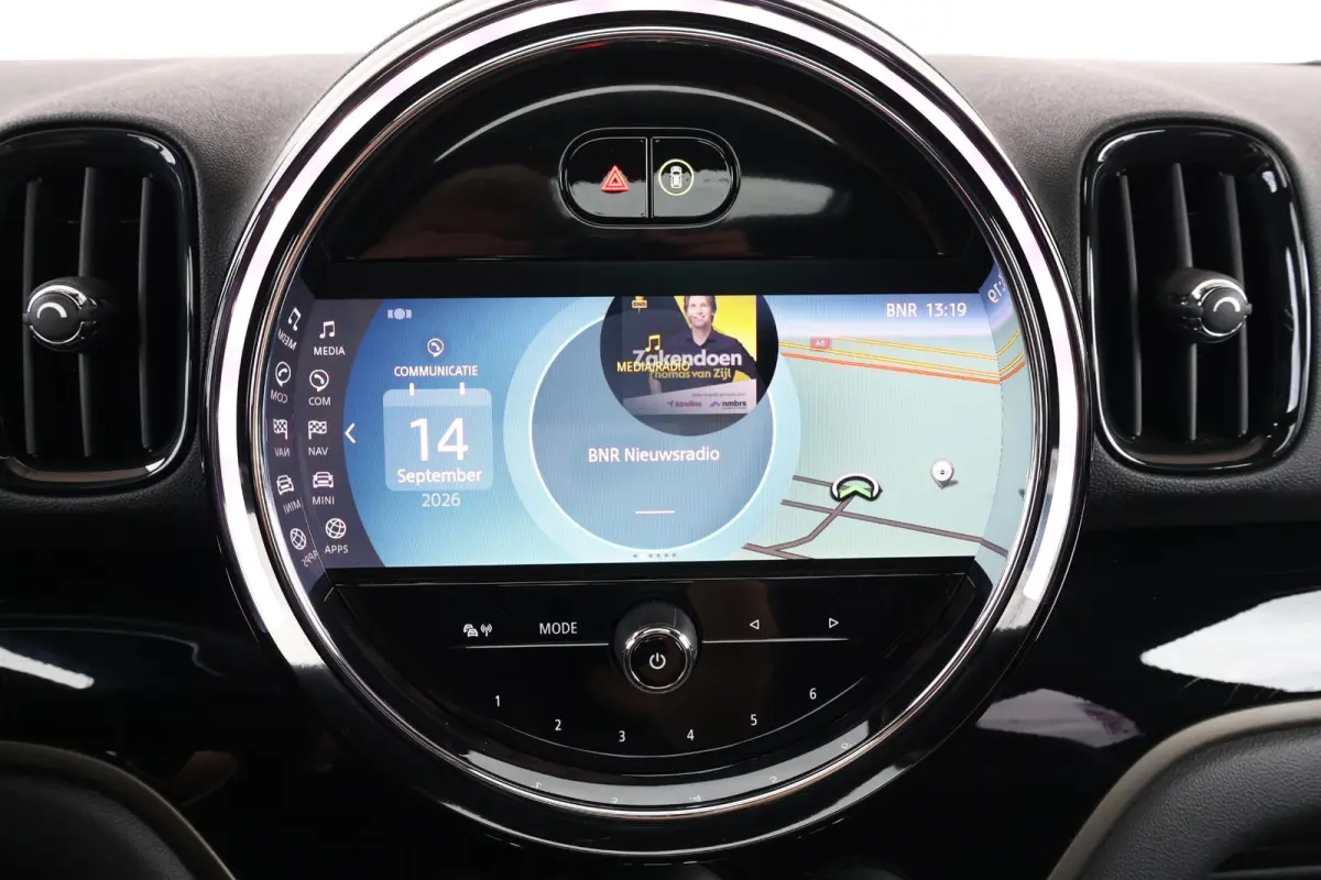 2.0 Cooper S Rockingham GT Edition | JCW-trim | Pano-dak | Stoelverwarming | Comfortaccess | LED-koplampen |