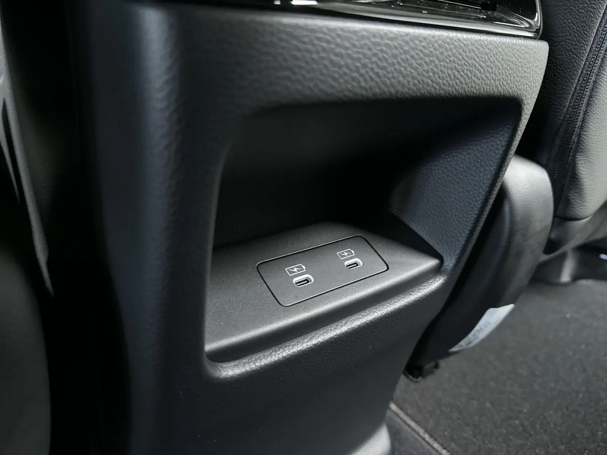 2.0 e:PHEV Advance Tech Automaat | Trekhaak | Leder | Pano | Bose | SOH 100%