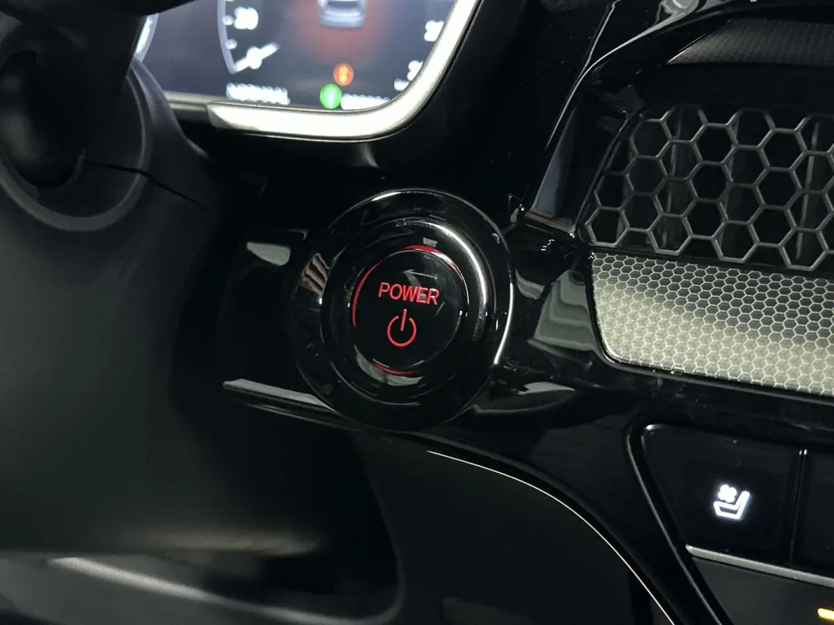 2.0 e:PHEV Advance Tech Automaat | Trekhaak | Leder | Pano | Bose | SOH 100%