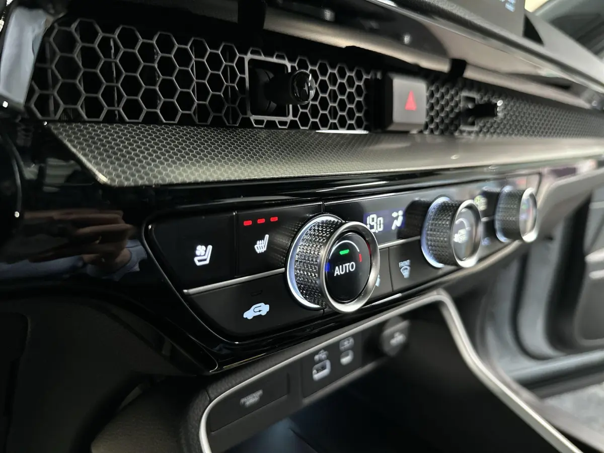 2.0 e:PHEV Advance Tech Automaat | Trekhaak | Leder | Pano | Bose | SOH 100%