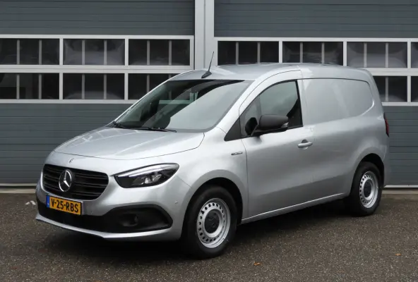 112 Select L1 51 kWh | MBUX | LED | CAMERA | CRUISE CONTROL