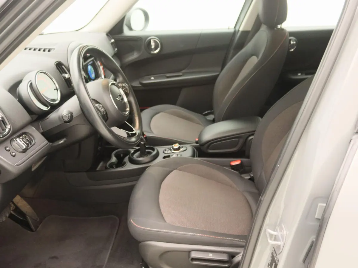 1.5 One Dutch Made Edition | Apple Carplay/Android Auto | Climate Control | Parkeersensoren | Lichtmetalen Velgen |