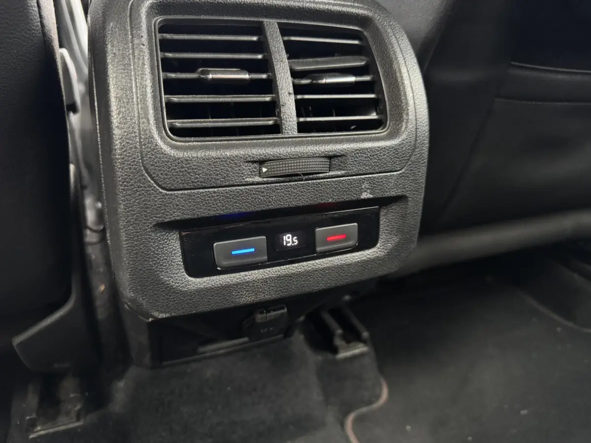 1.4 TSI Comfortline 7p| Navigatie | Cruise | Climate | Stoelverwarming | Sensoren