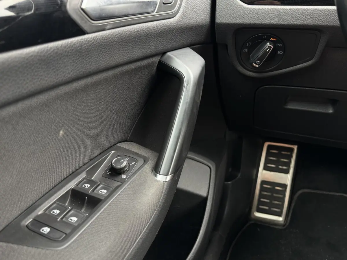 1.4 TSI Comfortline 7p| Navigatie | Cruise | Climate | Stoelverwarming | Sensoren