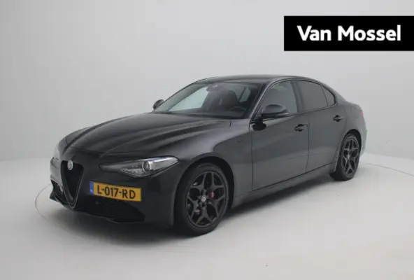 2.0T Sprint | Apple Carplay/Android Auto | Lederen Bekleding | Camera | Lichtmetalen Velgen |
