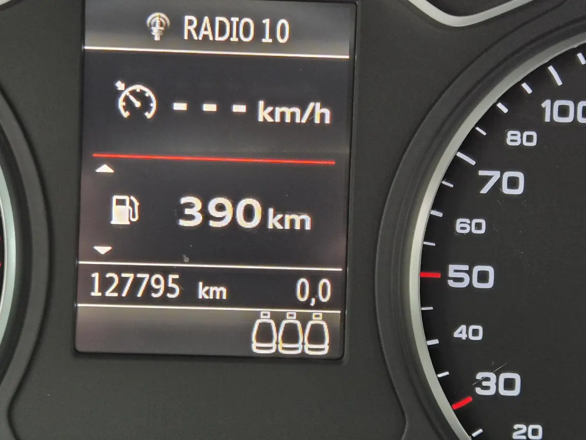 1.0 TFSI Design Pro Line Plus | Afn. Trekhaak | Apple CarPlay| PDC + Camera | ECC |