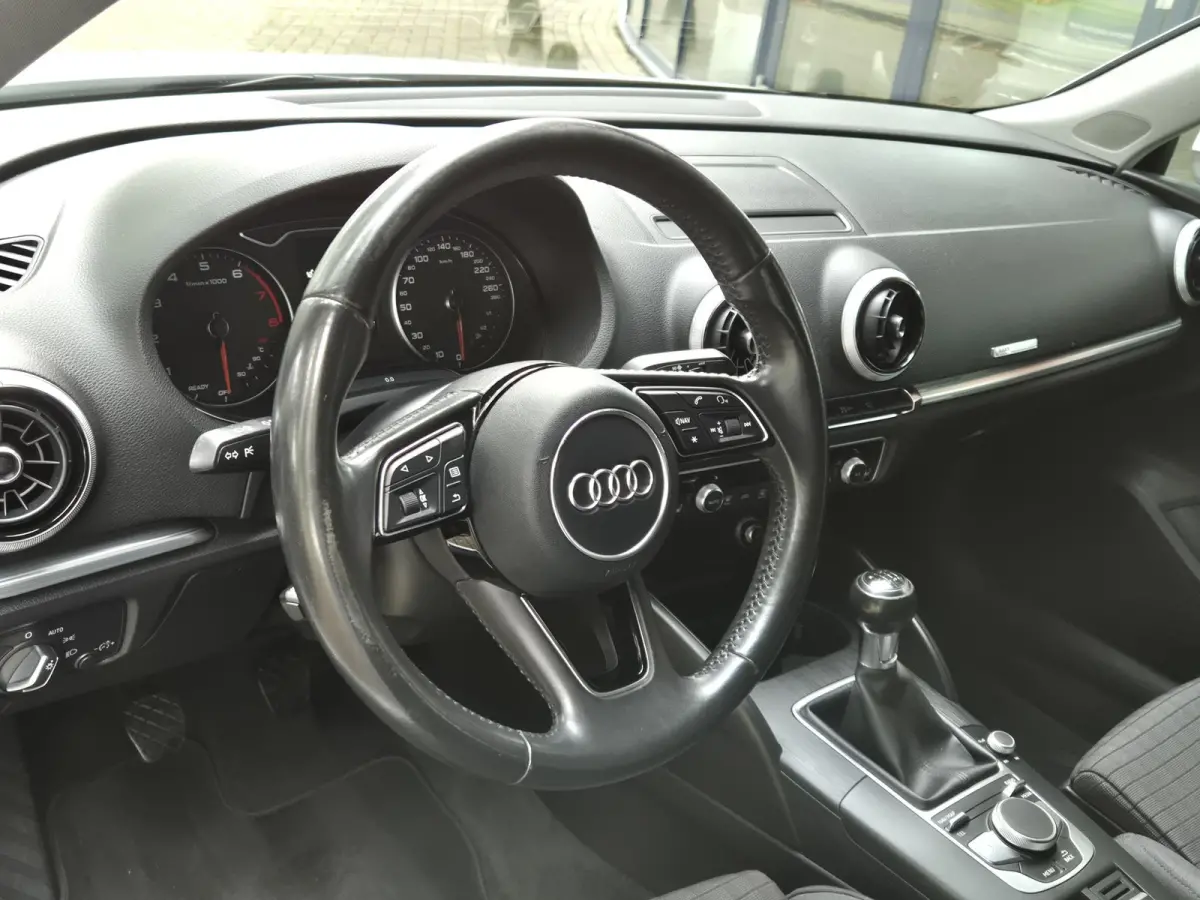 1.0 TFSI Design Pro Line Plus | Afn. Trekhaak | Apple CarPlay| PDC + Camera | ECC |