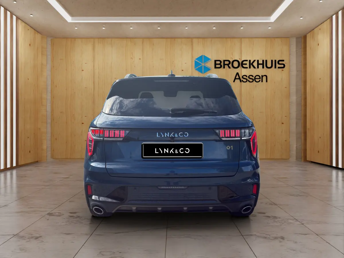 1.5 | Trekhaak | Camera | Verwarmde Voorstoelen | Panoramadak | BLIS | DAB | Keyless Start / Entry |