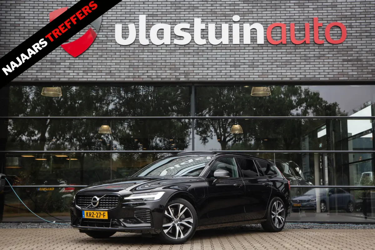 2.0 T6 Recharge AWD R-Design , SOH 88%, Pano, Nappaleder, Carplay, Camera