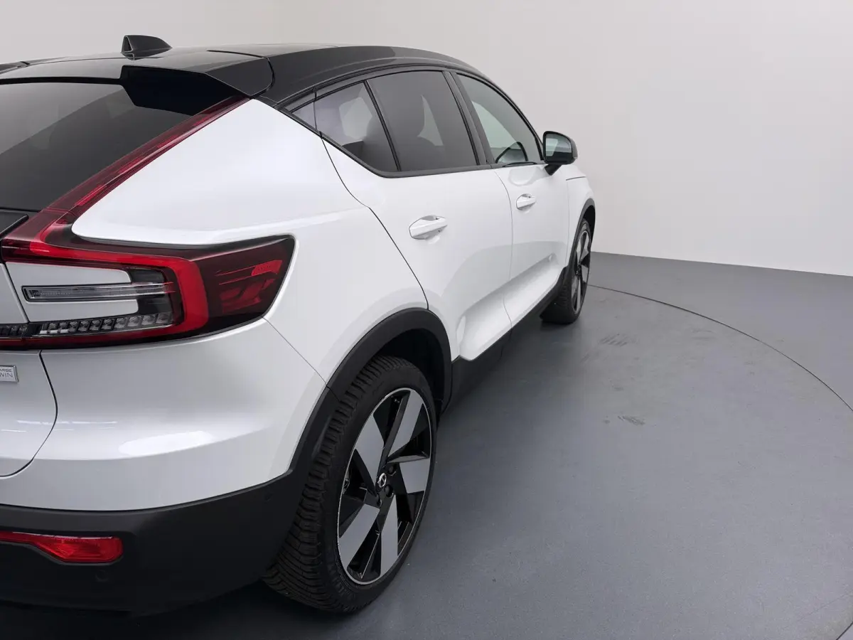 Recharge Twin Intro Edition 78 kWh | Panoramadak | Harman Kardon |