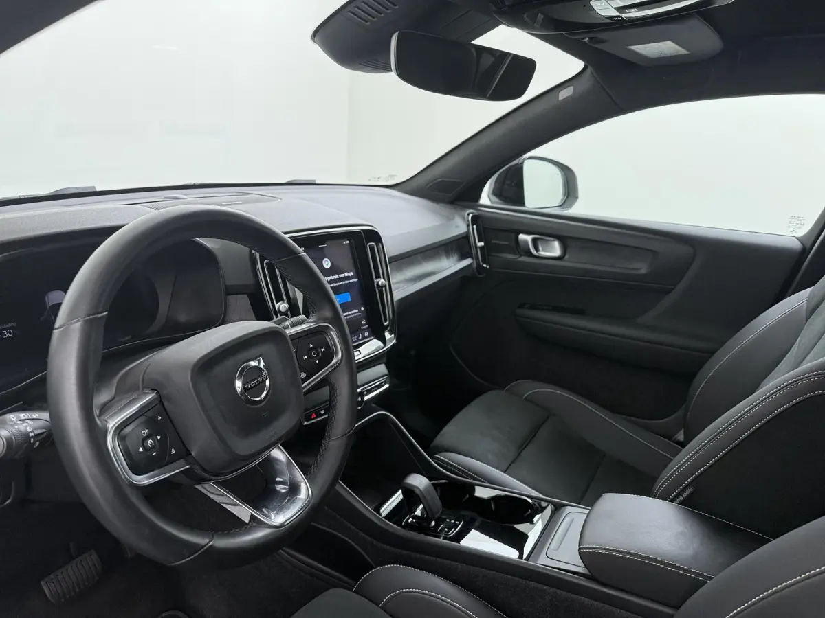 Recharge Twin Intro Edition 78 kWh | Panoramadak | Harman Kardon |