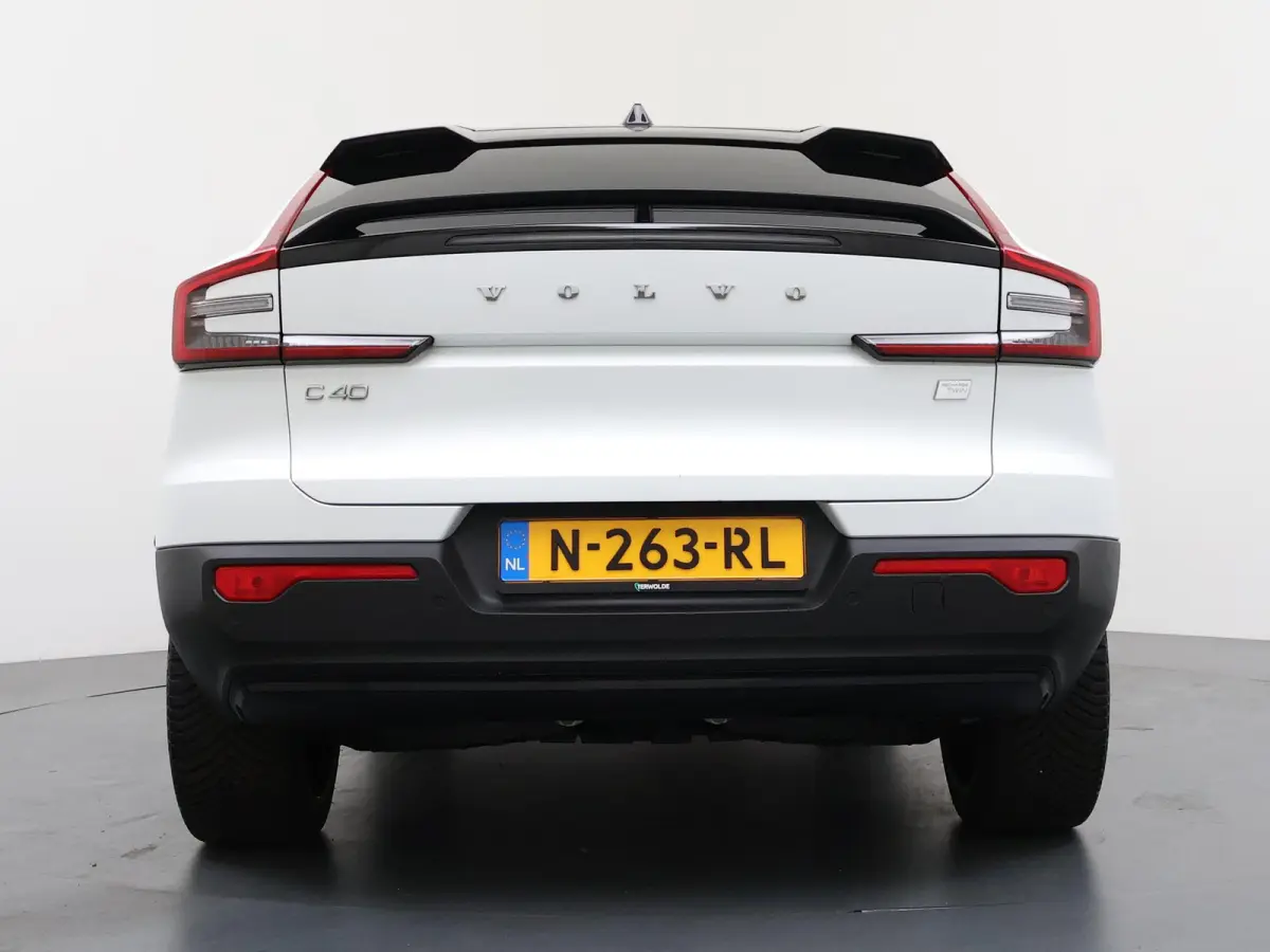 Recharge Twin Intro Edition 78 kWh | Panoramadak | Harman Kardon |