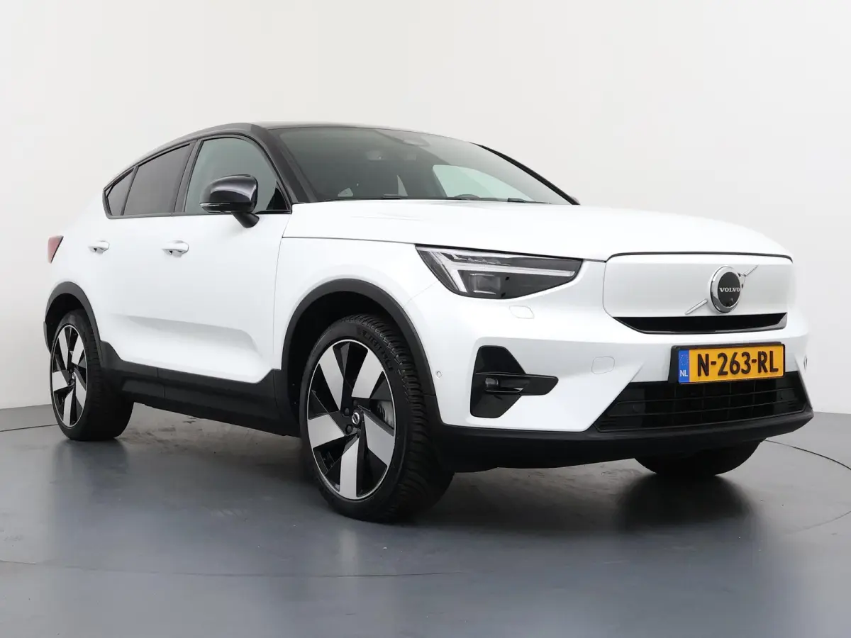 Recharge Twin Intro Edition 78 kWh | Panoramadak | Harman Kardon |