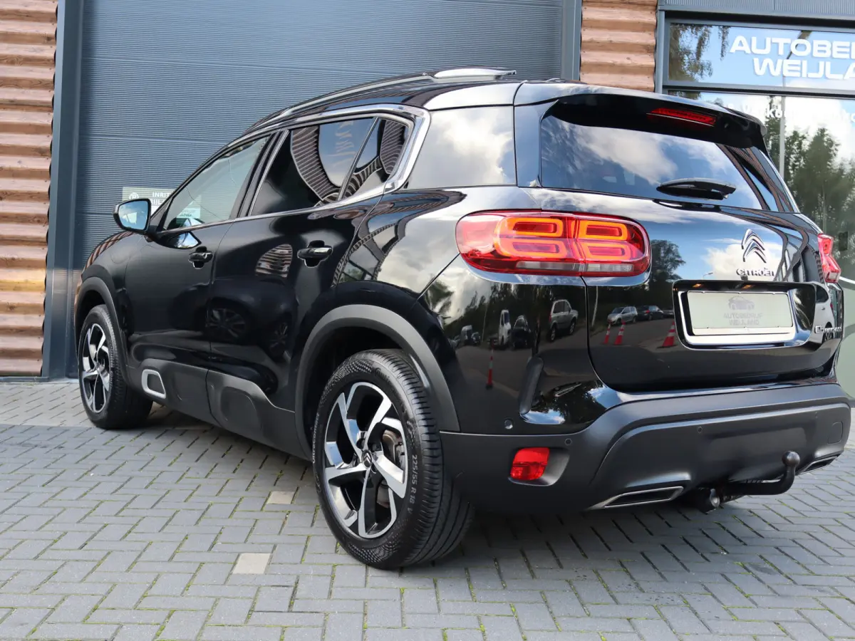 1.6 PureTech Business Plus 180PK TREKHAAK I 1ste eig. I Leer I Navi I Carplay I Trekhaak 1500KG I Pano I Carplay I Luxe uitvoering I