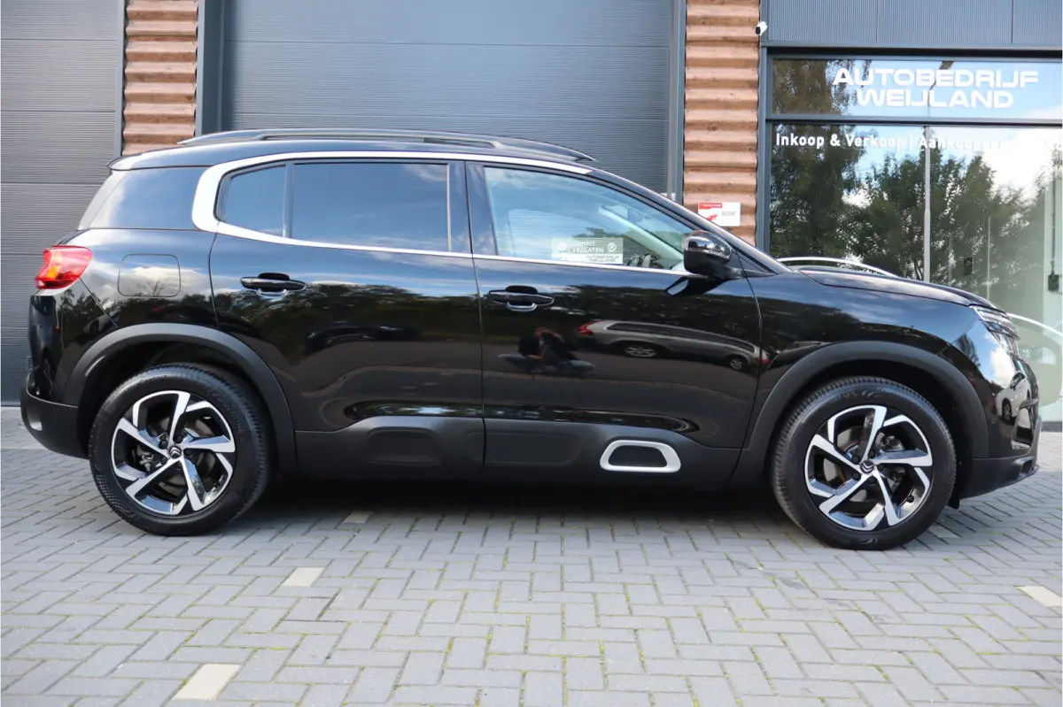 1.6 PureTech Business Plus 180PK TREKHAAK I 1ste eig. I Leer I Navi I Carplay I Trekhaak 1500KG I Pano I Carplay I Luxe uitvoering I