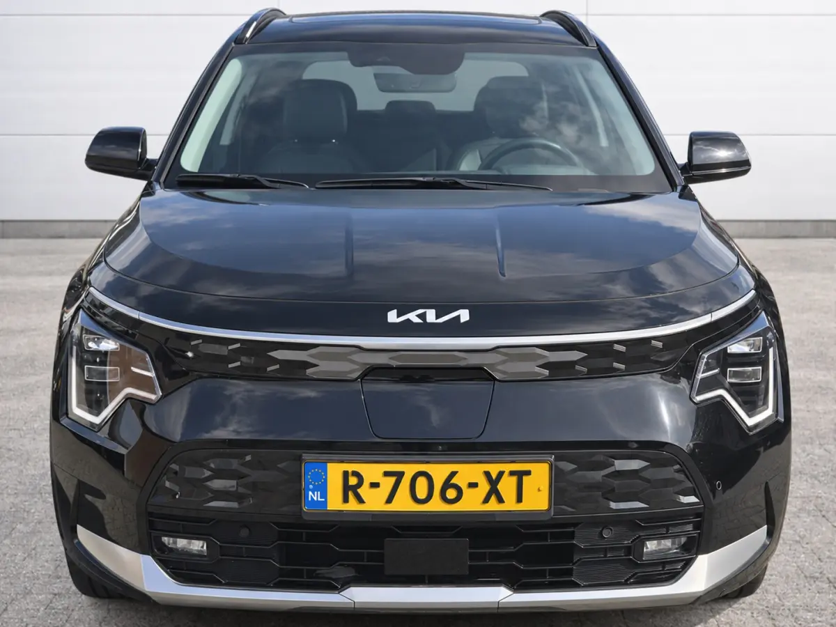DynamicPlusLine 64.8 kWh | Apple Carplay/Android | NL-Auto |SOH 100 % | 3-Fase | Schuifdak |
