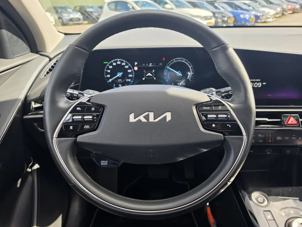 DynamicPlusLine 64.8 kWh | Apple Carplay/Android | NL-Auto |SOH 100 % | 3-Fase | Schuifdak |