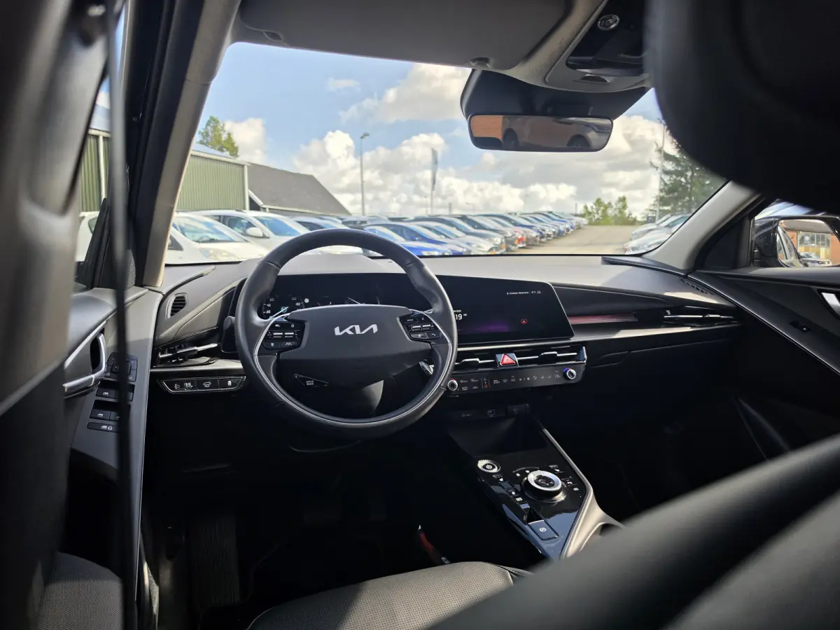 DynamicPlusLine 64.8 kWh | Apple Carplay/Android | NL-Auto |SOH 100 % | 3-Fase | Schuifdak |