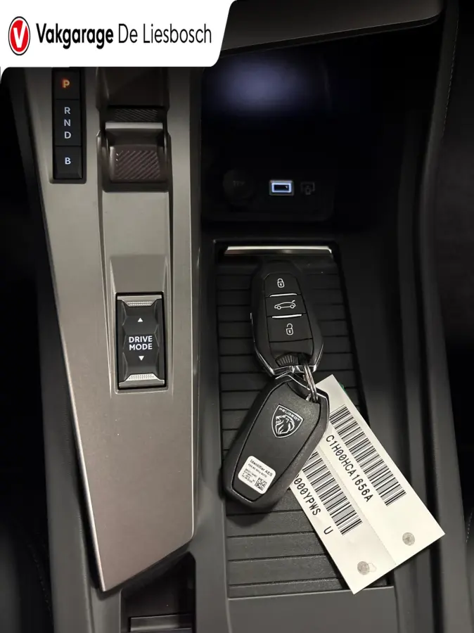 1.6 Plug-in Hybrid 180 Allure Avantage GT / navi / 8 jaar fabrieks garantie / camera