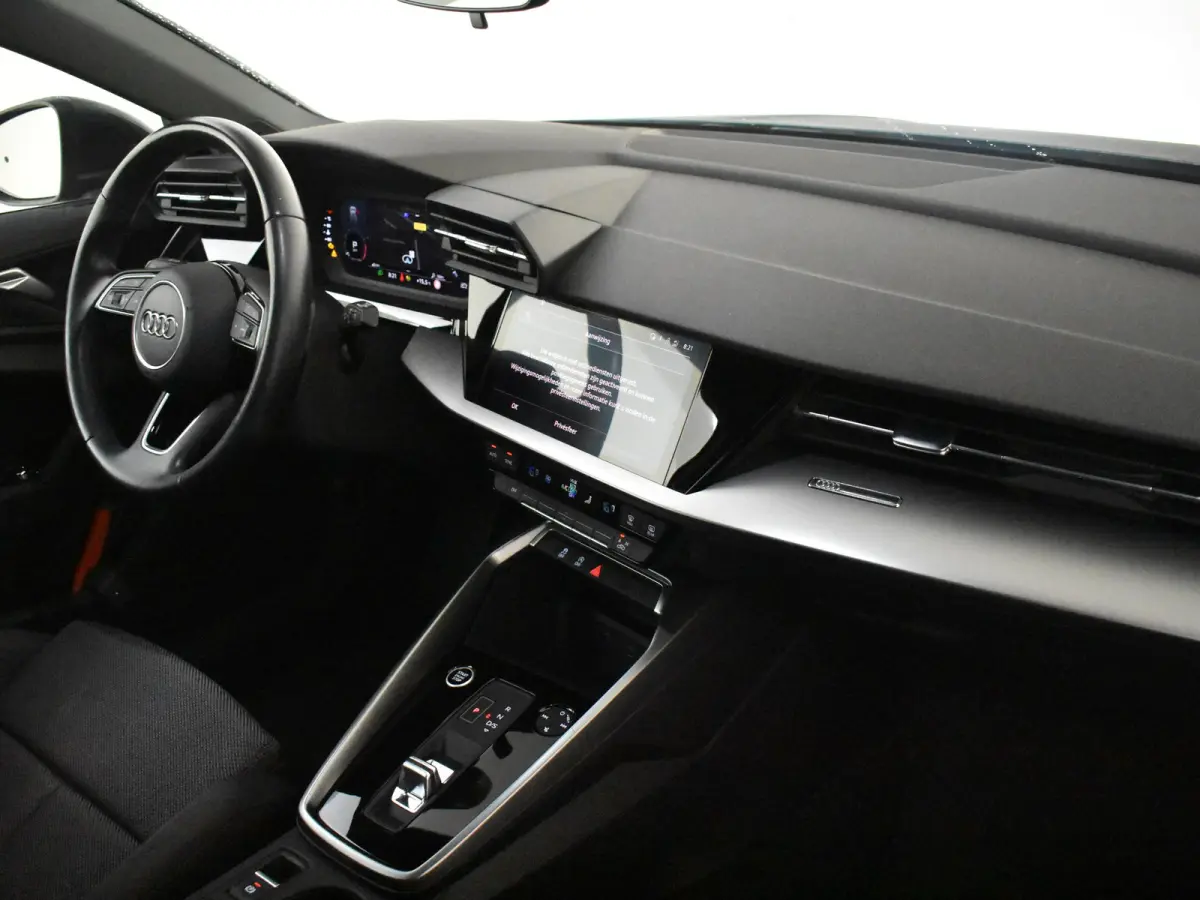 35 TFSI Business edition 150 PK DSG/AUTO | App connect | Parkeersensoren | Climate control | Cruise control | Navigatie | DAB | LED | 17"LMV