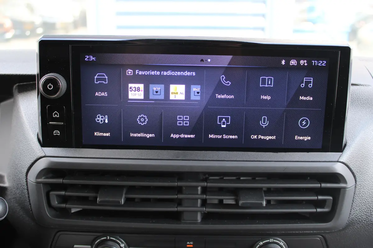 L3 75 kWh | 8 JAAR GARANTIE | CAMERA | NAVI | DRAADLOOS CARPLAY | COMFORT WAND |