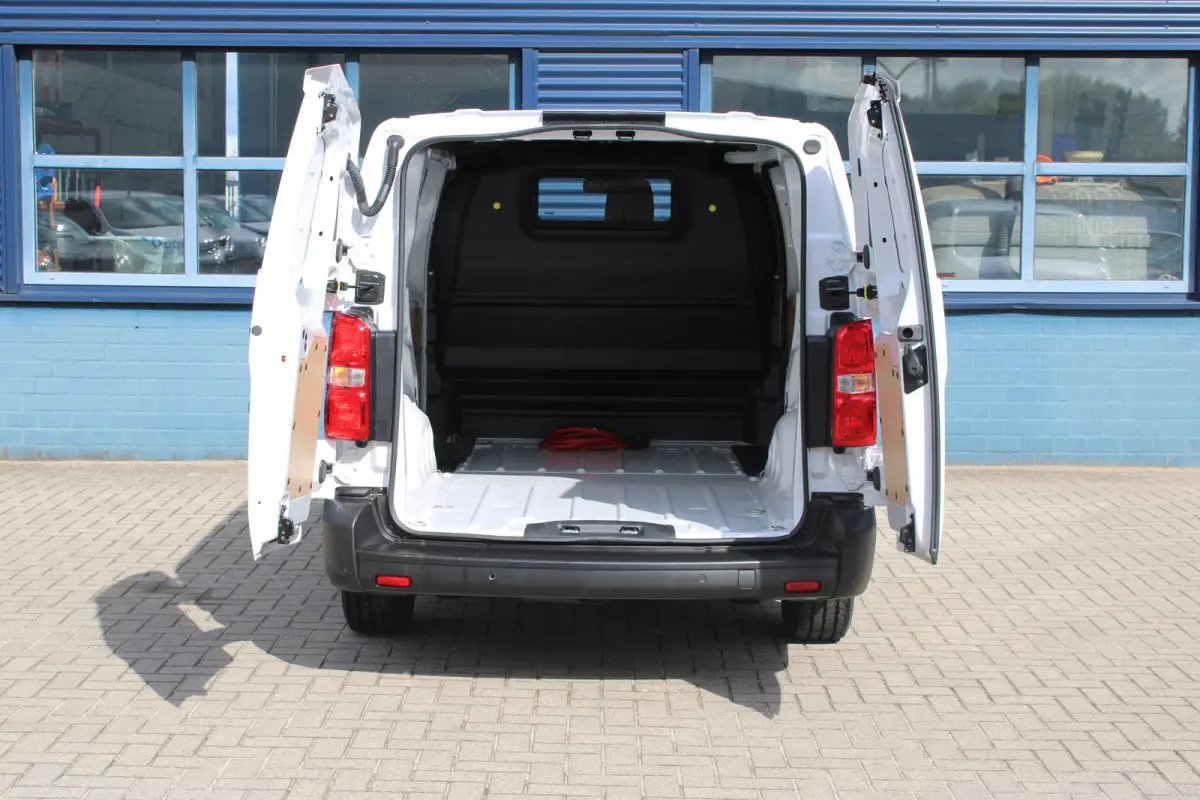 L3 75 kWh | 8 JAAR GARANTIE | CAMERA | NAVI | DRAADLOOS CARPLAY | COMFORT WAND |