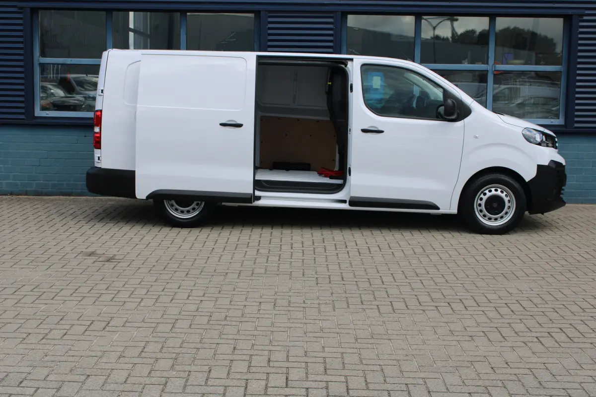 L3 75 kWh | 8 JAAR GARANTIE | CAMERA | NAVI | DRAADLOOS CARPLAY | COMFORT WAND |