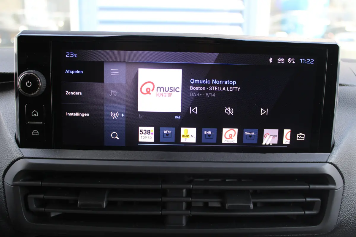 L3 75 kWh | 8 JAAR GARANTIE | CAMERA | NAVI | DRAADLOOS CARPLAY | COMFORT WAND |
